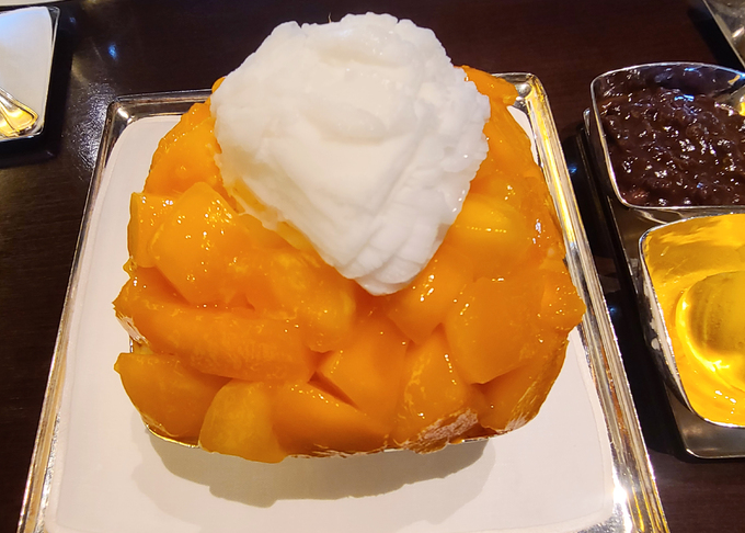 Shilla Hotel Leads the Trend with Apple Mango Shaved Ice Price Increase for ‘Manbing’ Season