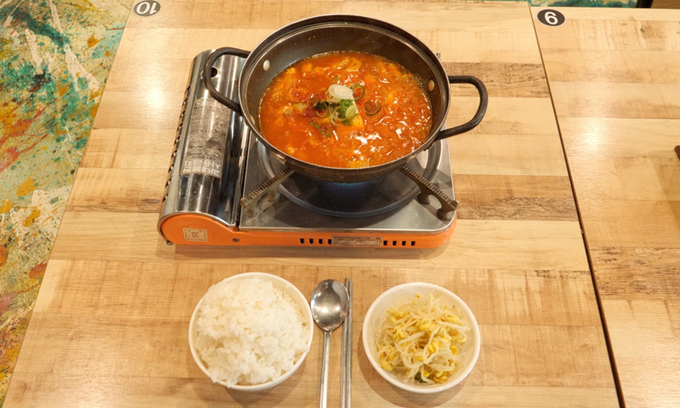 3000원 김치찌개, 마음이 더 배부른 ‘따뜻한 밥상’