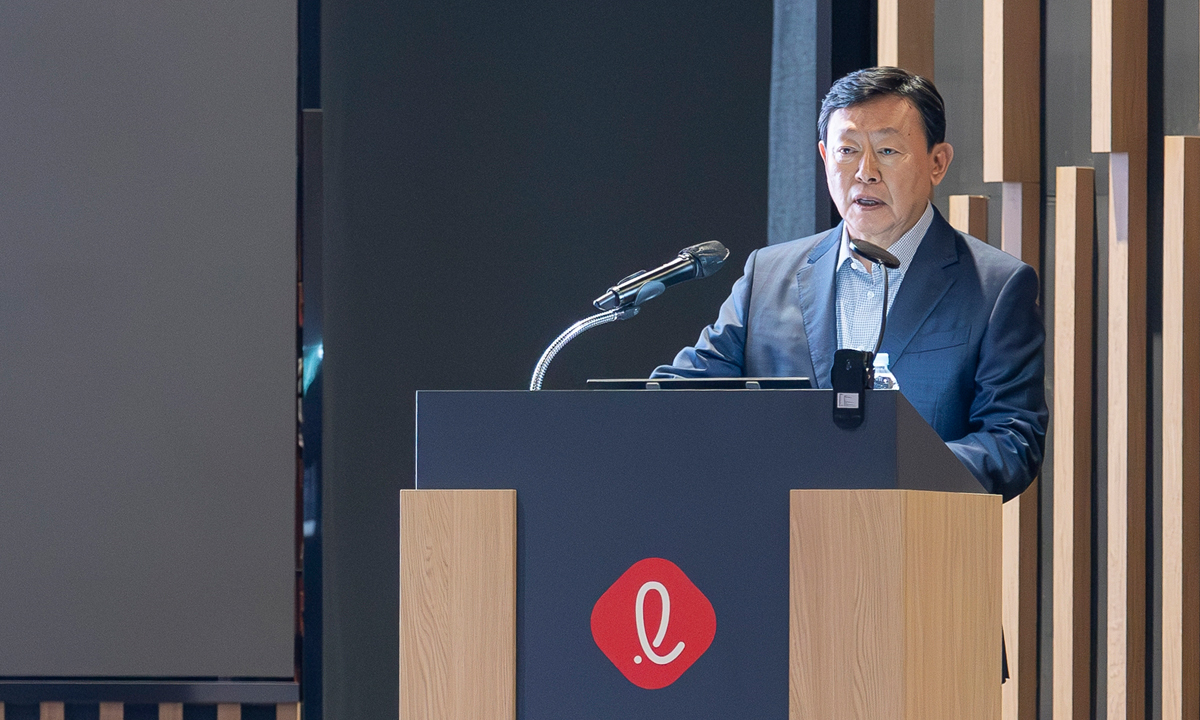 롯데 신동빈 회장 “시도조차 않는 것은 실패와 같다”