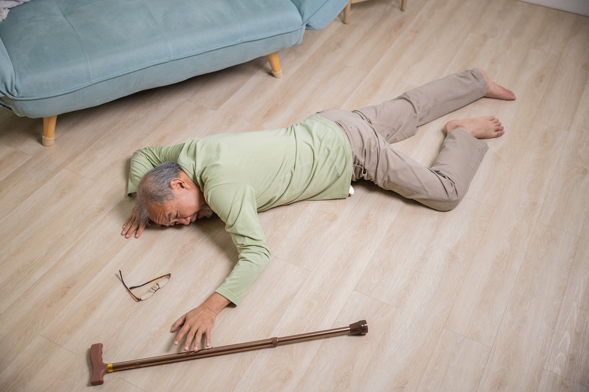 신발 정리하다 ‘쿵’…낙상환자 44%, 집 안에서 발생 [건강+]