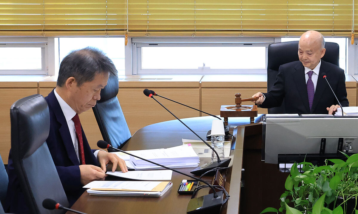 인권위, ‘성전환자 지원’ 변희수재단 설립허가 안건 또 보류…1년8개월째 공전