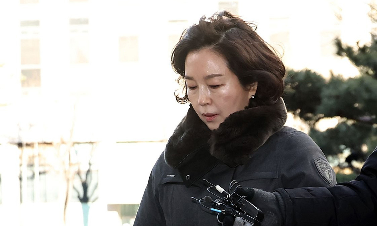 '황금PC' 김경 녹취들, 거론 의원만 10명 육박…어디까지 뻗나