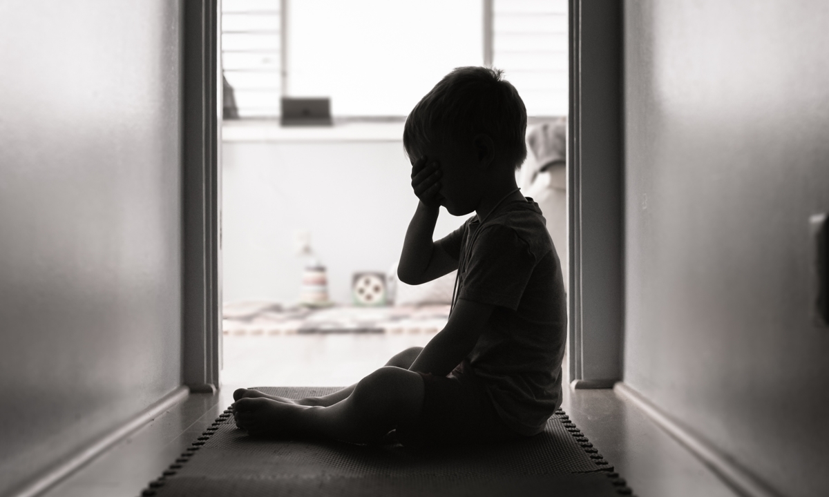 “문 열자 벌레 사체·쓰레기산이”… 고위험 1897가구 뒤져 ‘지옥’서 구한 68명