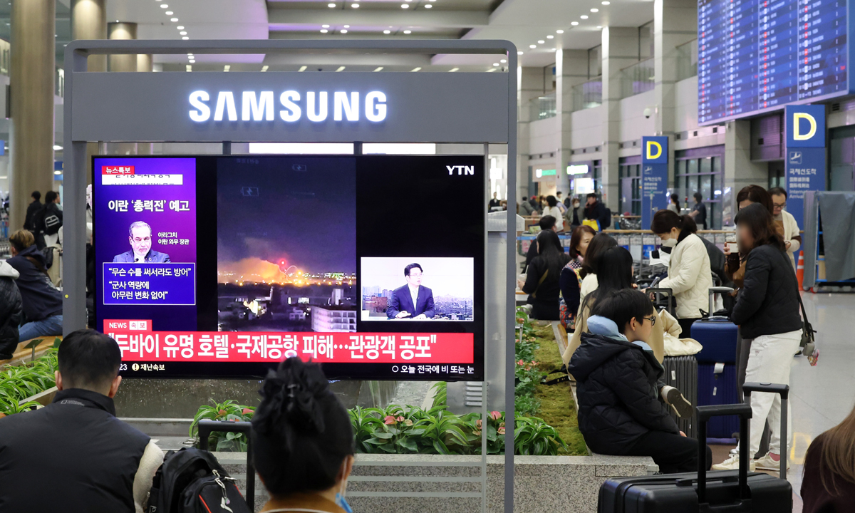 두바이공항 등 폐쇄… ‘고립’ 韓 관광객들 발동동 [美, 이란 공습]
