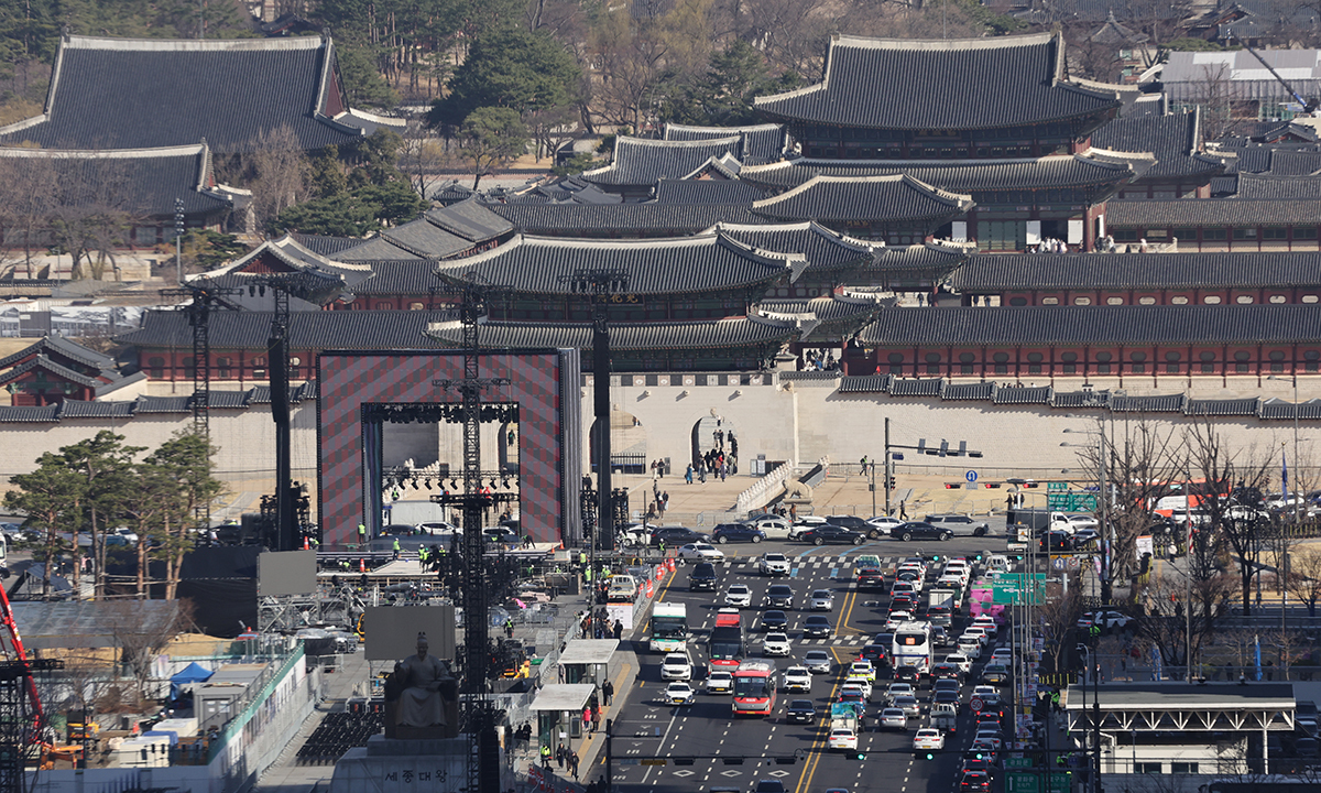 소방청, ‘BTS 컴백 공연’ 소방안전 총력…구급차 90여대 배치