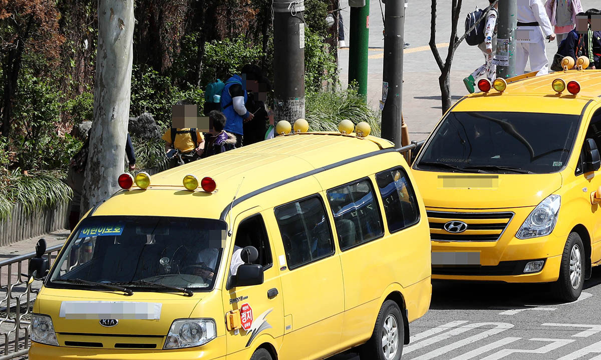 [정책돋보기] 10㎞ 가도 어린이집 1곳…농촌보육 ‘실종’ 外