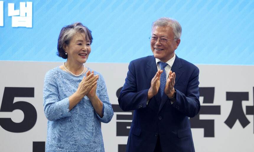 ‘김정숙 옷값’ 무혐의에… 중앙지검장 등 ‘법왜곡죄’ 피고발