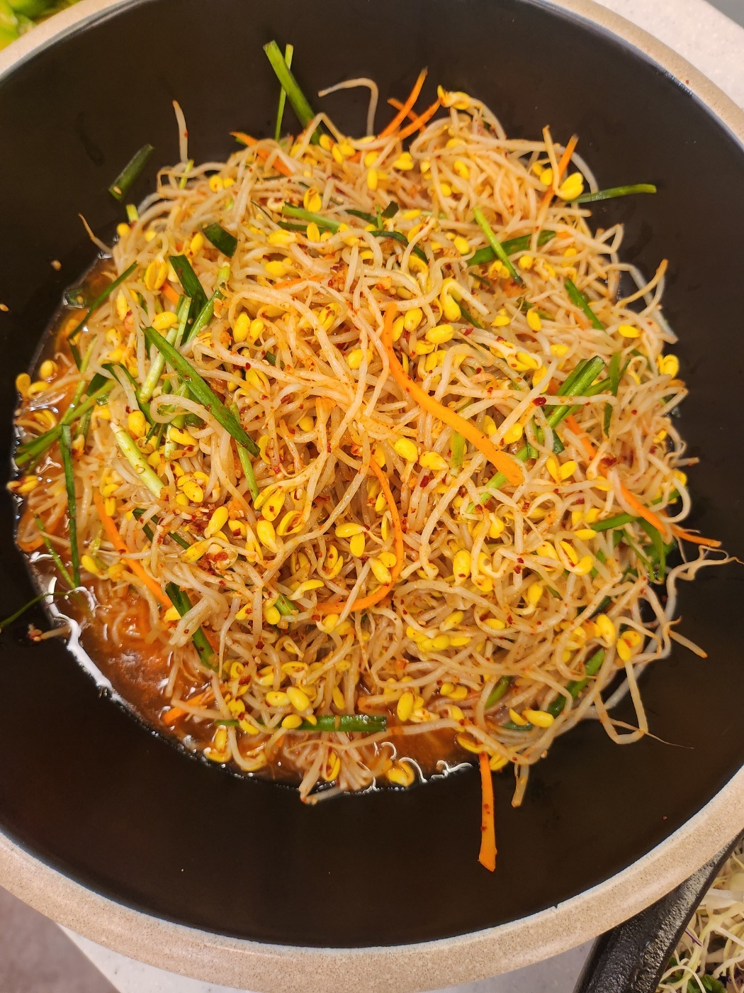 콩나물 두 줌이면 하루 비타민C…고기반찬 투정도 잡는 '이소플라본'의 과학 [FOOD+] 