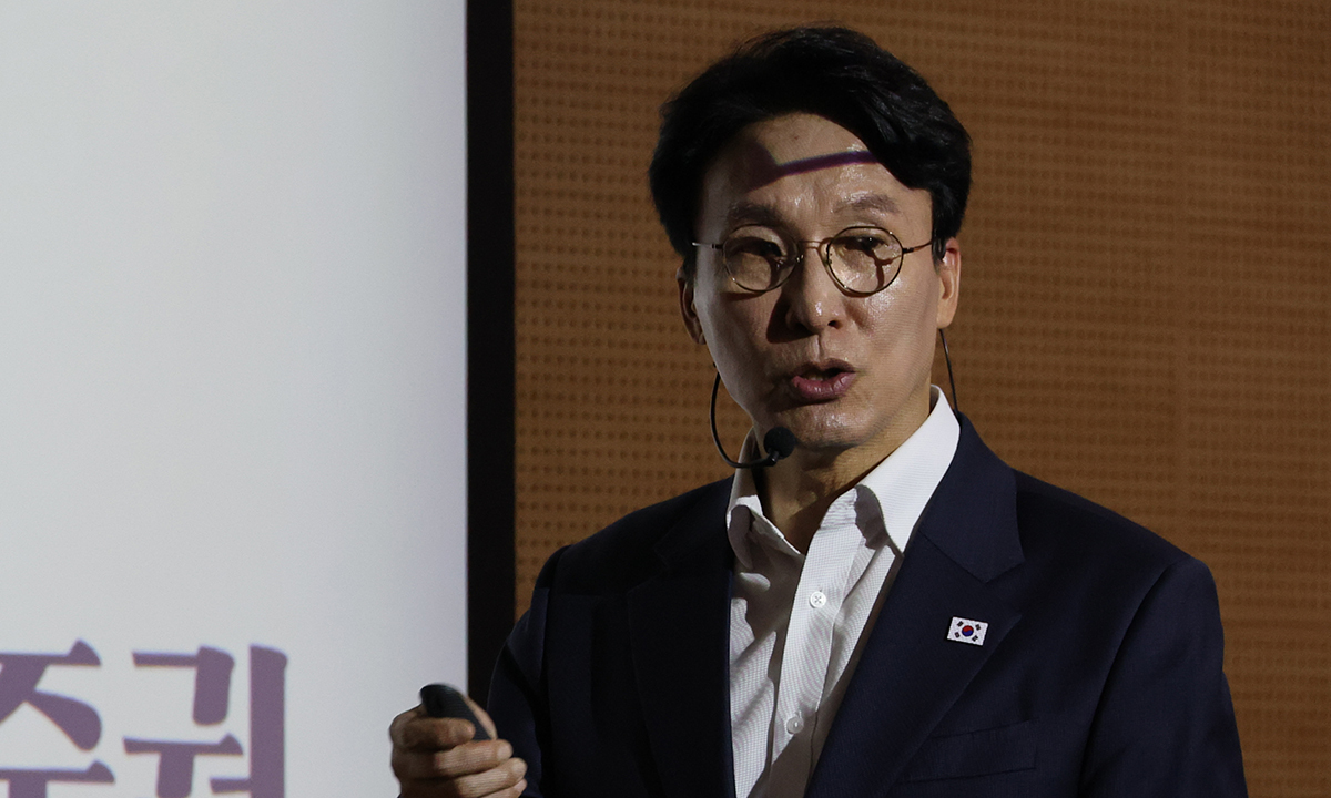 유시민 겨냥?… 김민석 “대통령 만들었다는 과잉 자신감 절제해야”