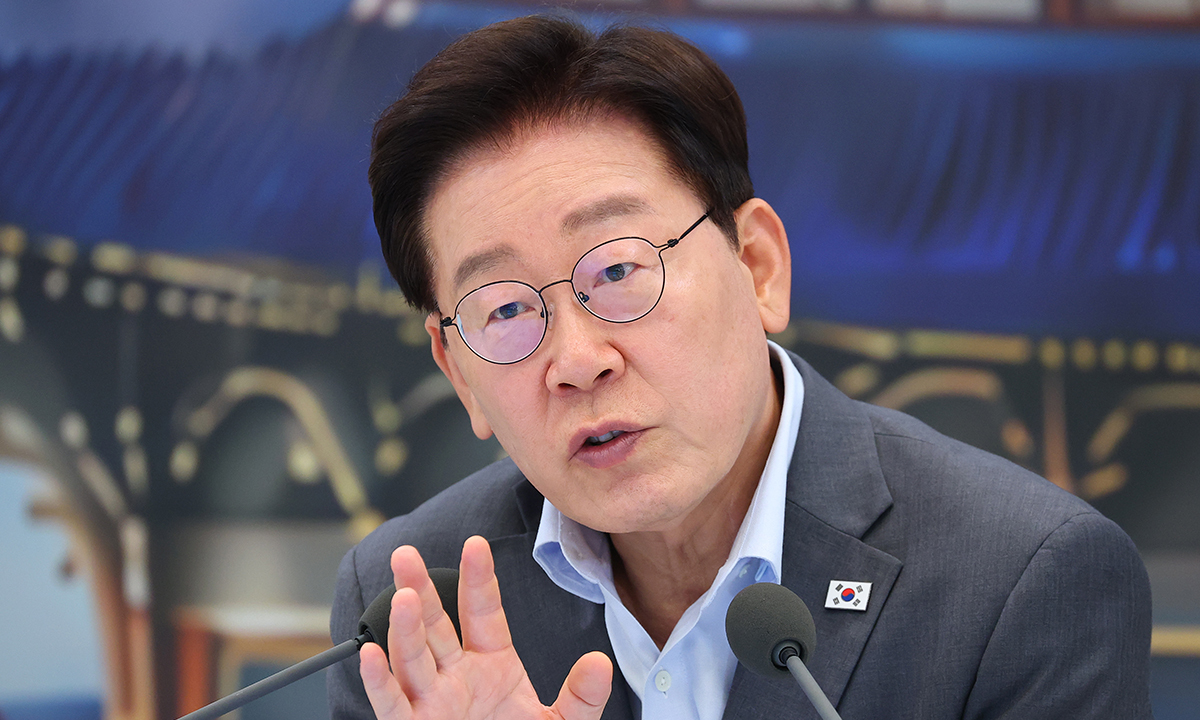 李대통령 “개정된 형소법 안 읽어봤다…‘檢 수사 안 된다’고 돼 있느냐”